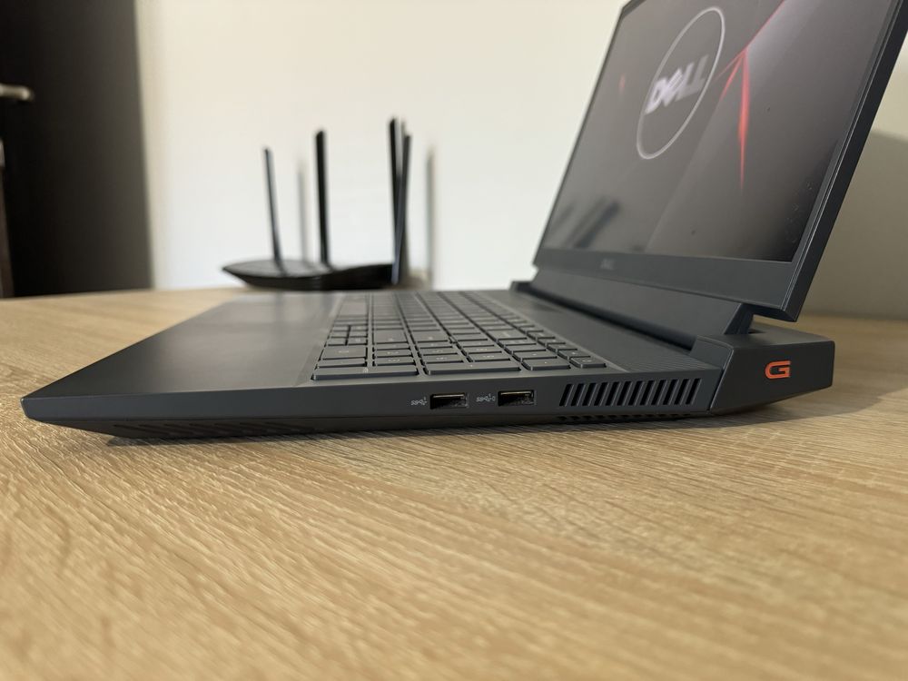 Laptop Gaming DELL G15 5511