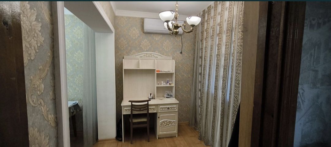 Продается 3/1/5 квартира Ахмад Югнаки