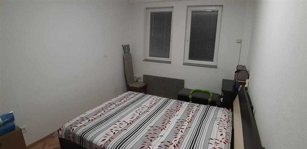 Дава се под наем Тристаен апартамент в Пловдив, Южен - 91 кв.м за 438.6 € - Снимка #4