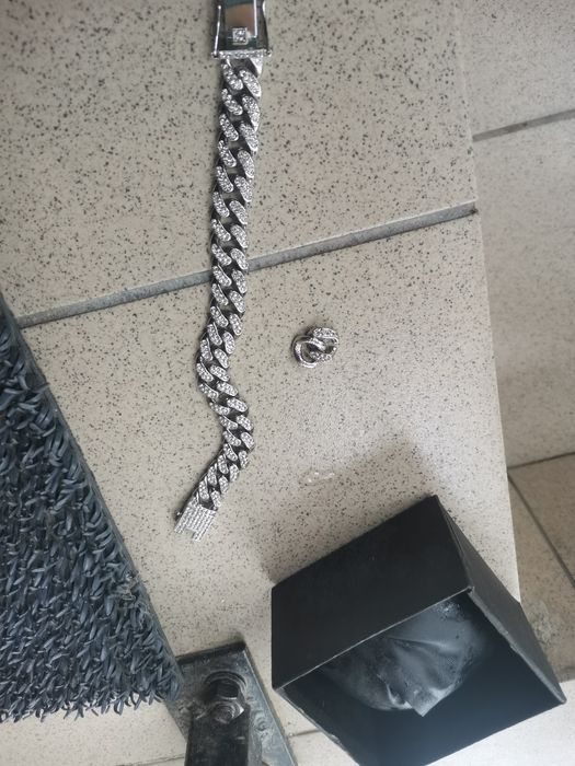 Vând brățară ice concept