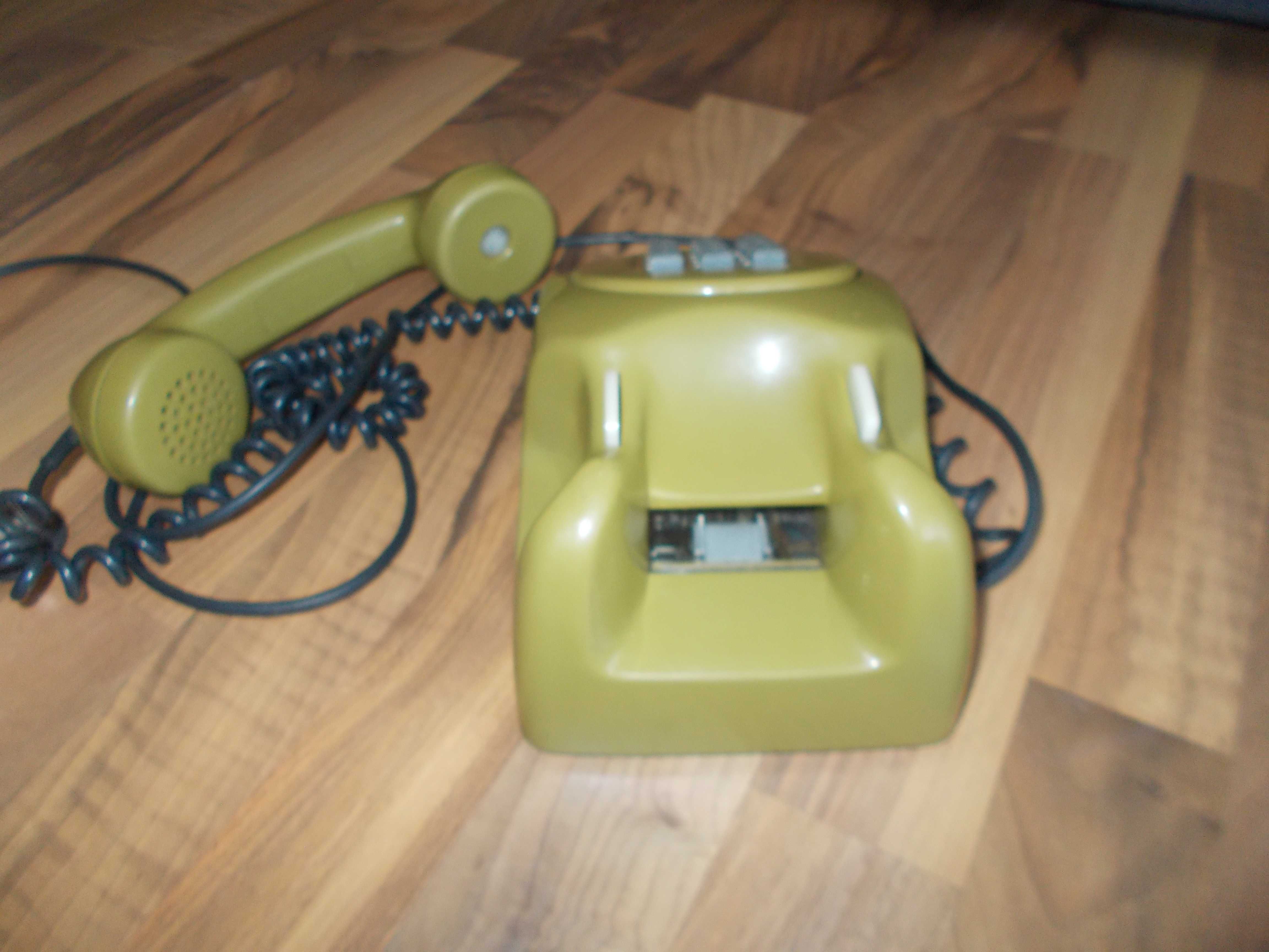 telefon fix vechi,old,vintage, de decor, marca L.M. ericsson GNT f 68