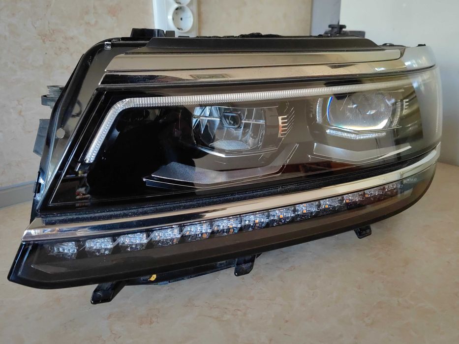 Фар VW Tiguan 5N LED ляв / Фар Тигуан / Фар Tiguan Оригинален