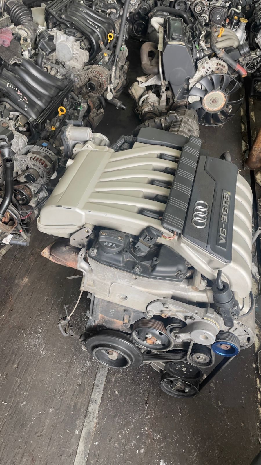 Привозной двигатель Volkswagen Tuareg 3.6 литр