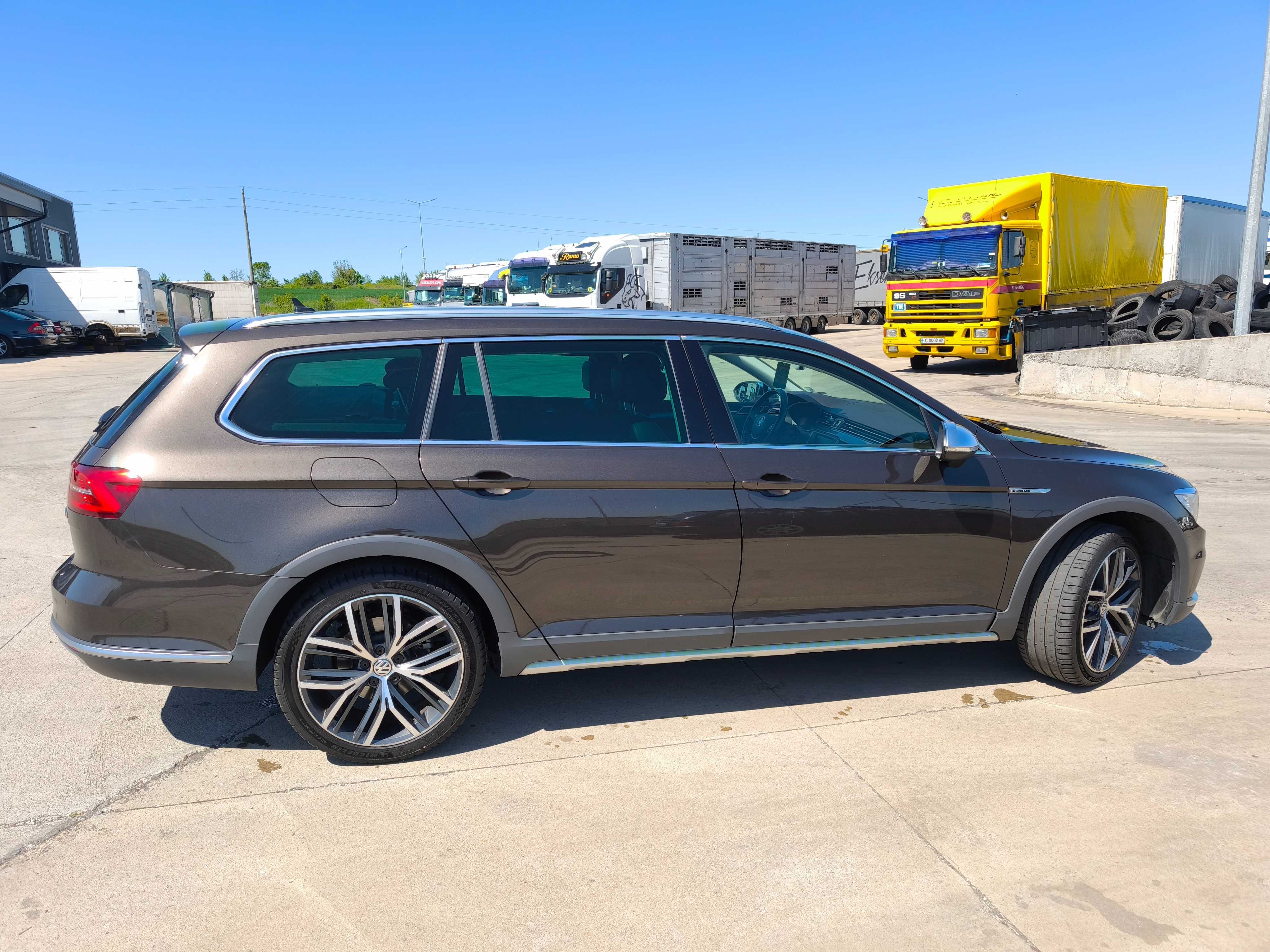 Фолксваген Пасат Алтрак 2.0 TDI, 190 к.с.