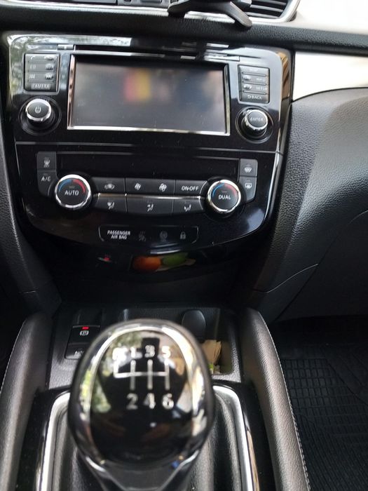 Vând Nissan Qashqai