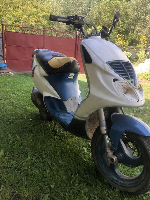 Scuter piagio nrg