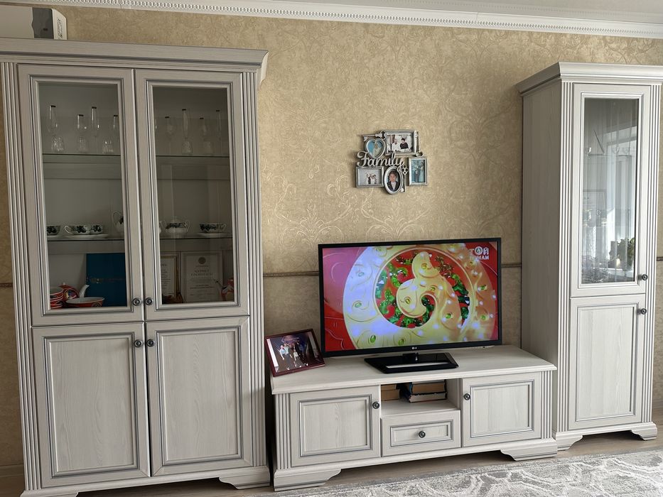 Продам комлект для гостиной!