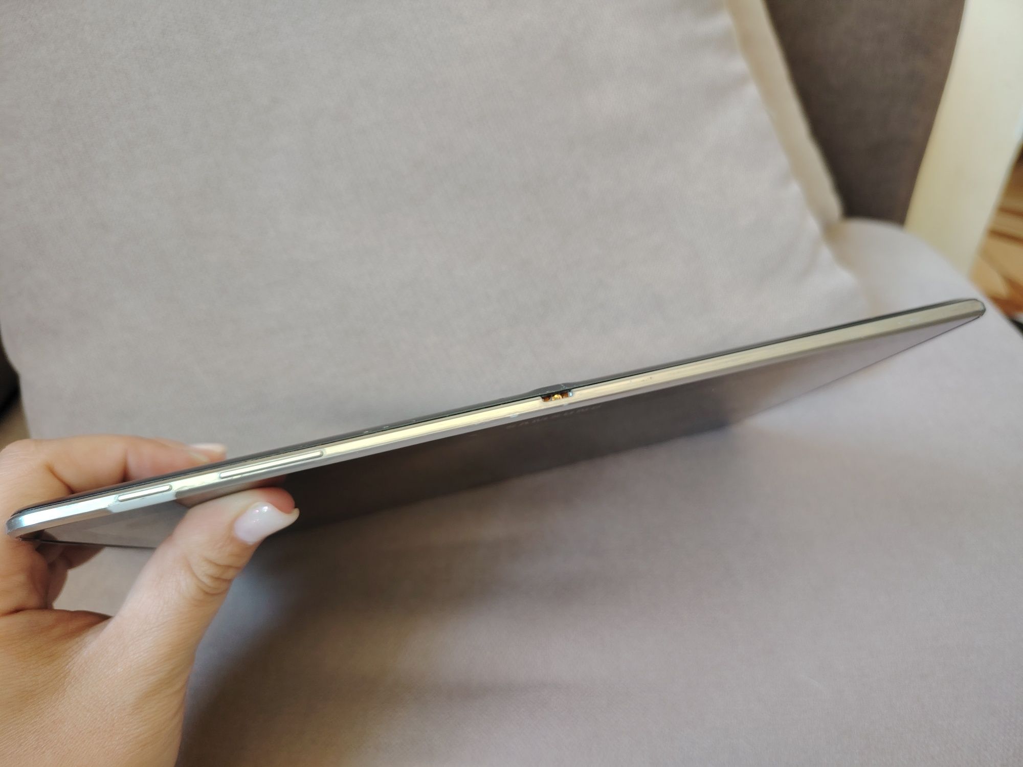 Таблет Samsung Galaxy Tab S 10.5 LTE (SM-T805) 16GB