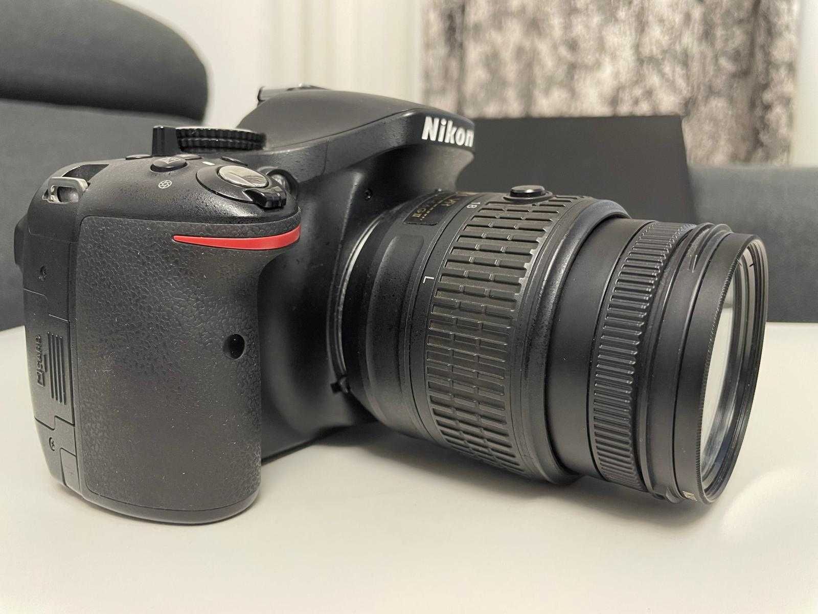 Nikon D5200 – doar 8.696 cadre + cutie & accesorii – stare excelentă