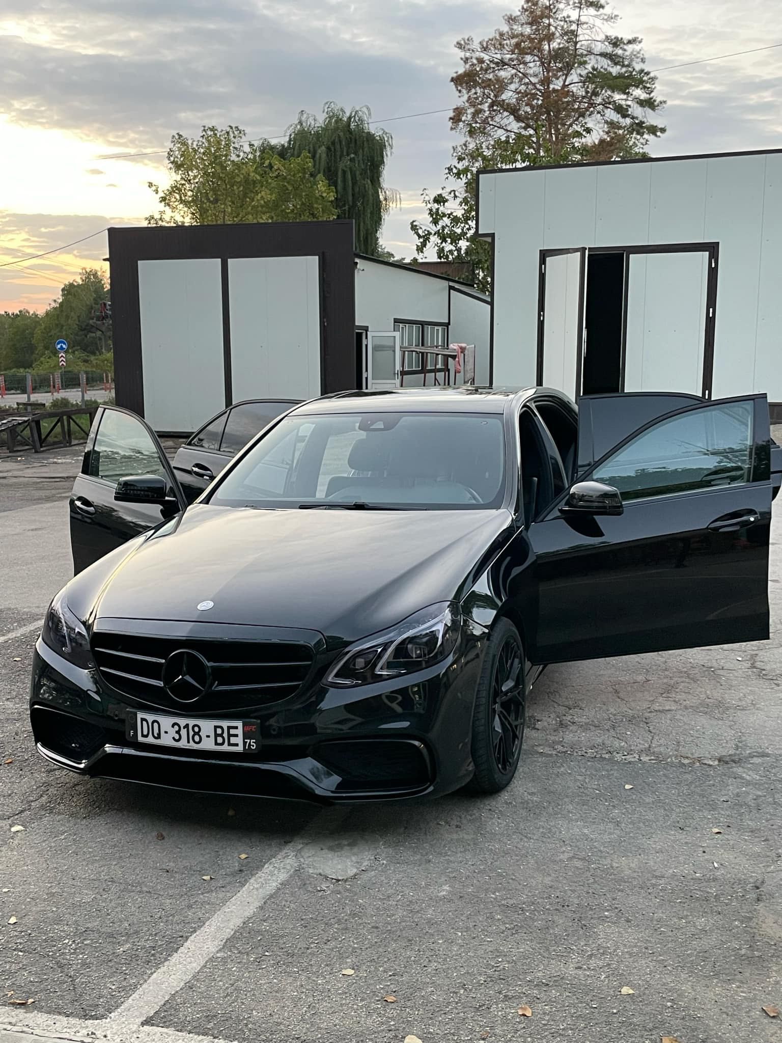 Mercedes Benz e220