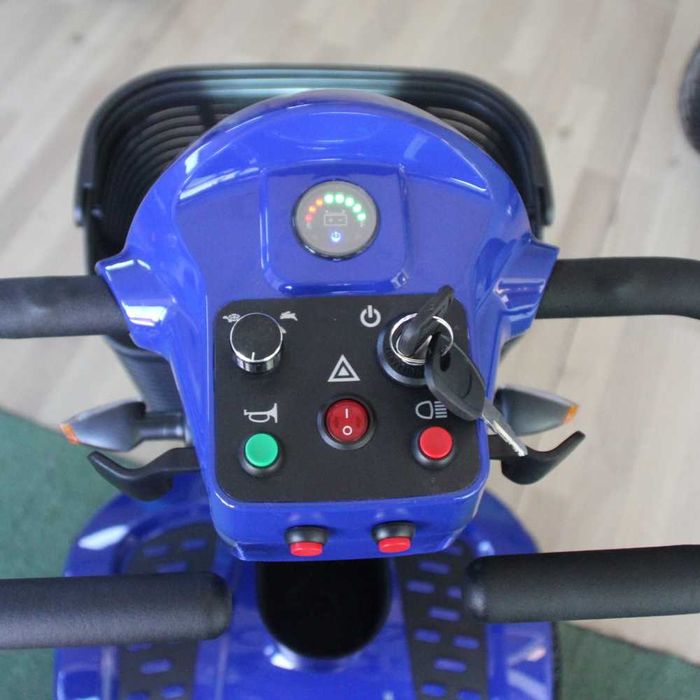Инвалидна ел. четириколка Maxmotors 350W сваляема батерия BLUE