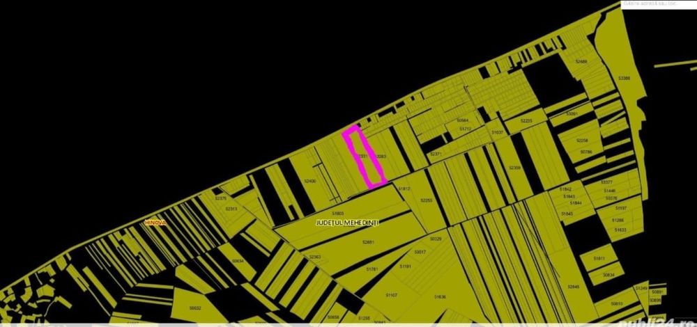 Vand teren Hinova 3,4 ha la Dunare intra / extravilan