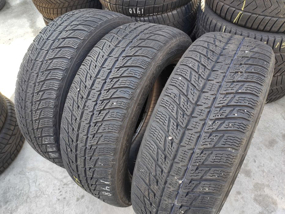 3бр Зимни Гуми 235 55 19 - Nokian