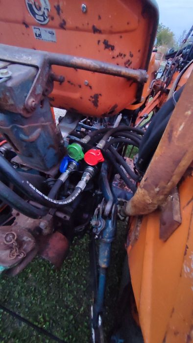 Încărcător frontal stoll fiat utb