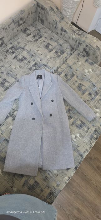 Продам стильное серое пальто MNG Basics. Размер M.