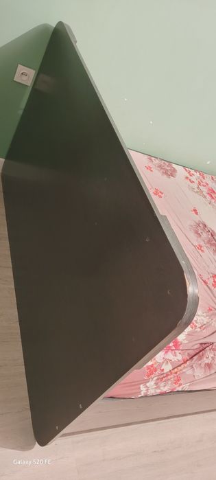 Кровать и шкаф буу