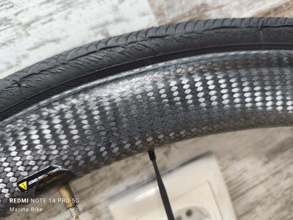 Задна карбонова шосейна капла Mavic Cosmic Pro Carbon SL