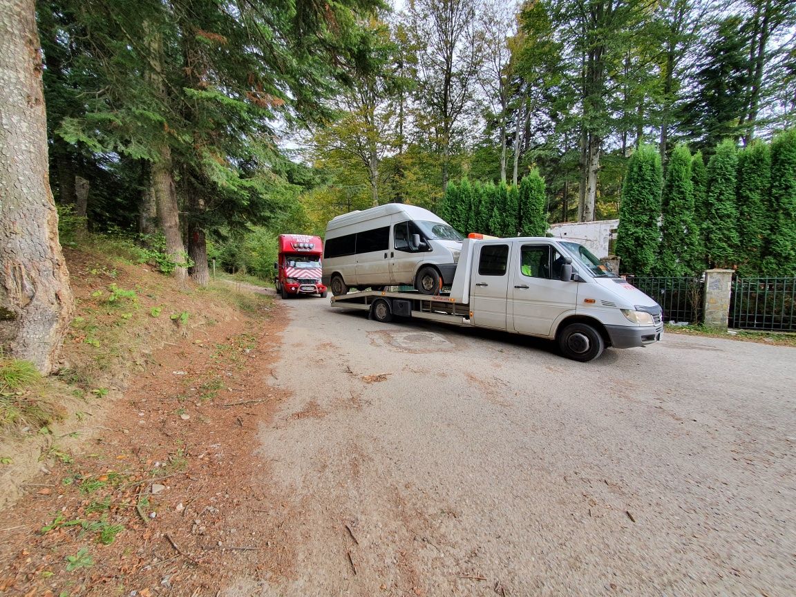 Tractari auto cu 4x4sinaia  munții bucegi și baiului moroeni non stop