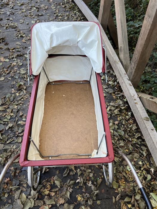 Carucior sedinte foto