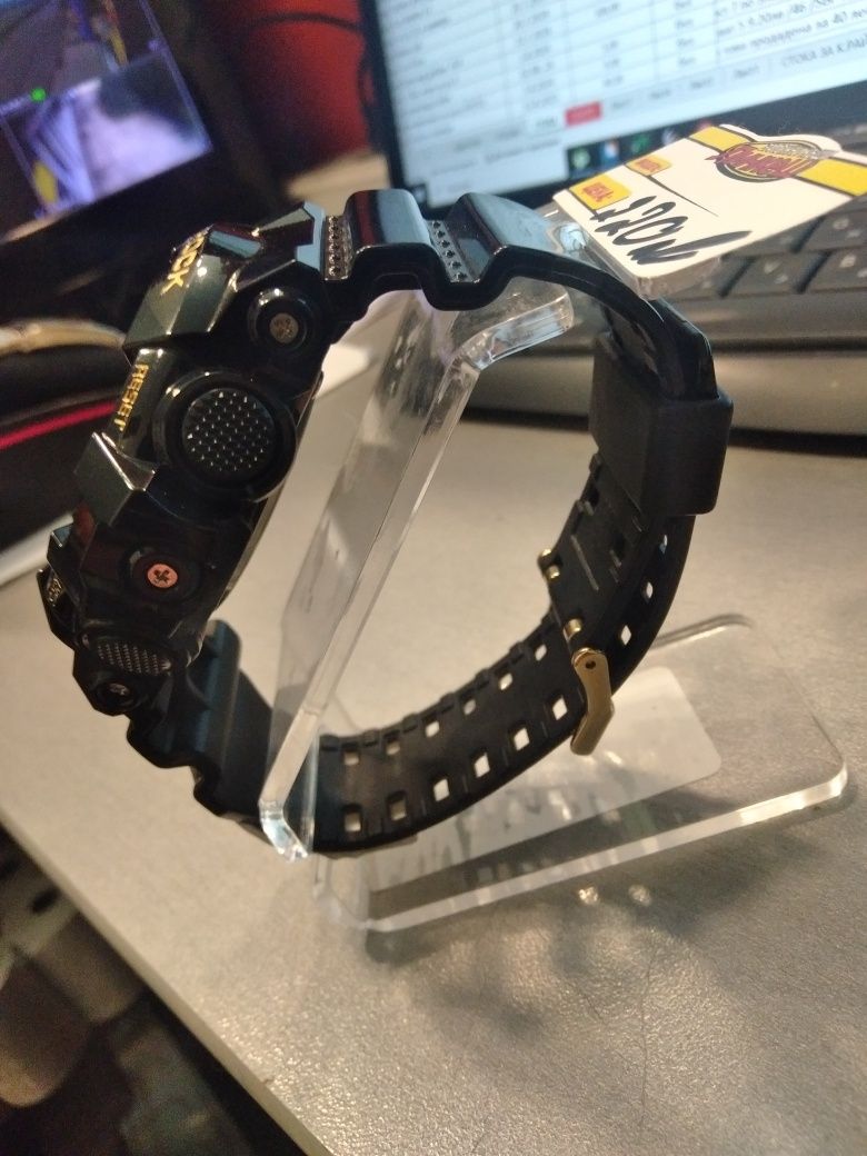 Часовник Casio G-Shock GA710GB