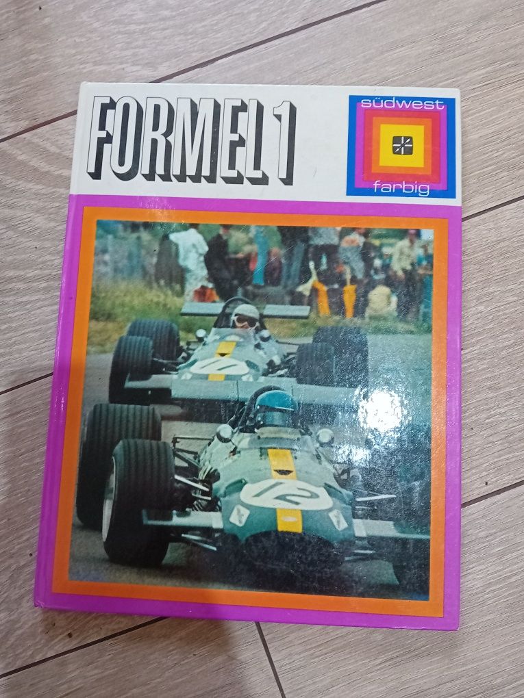 Carte formula 1 în germana