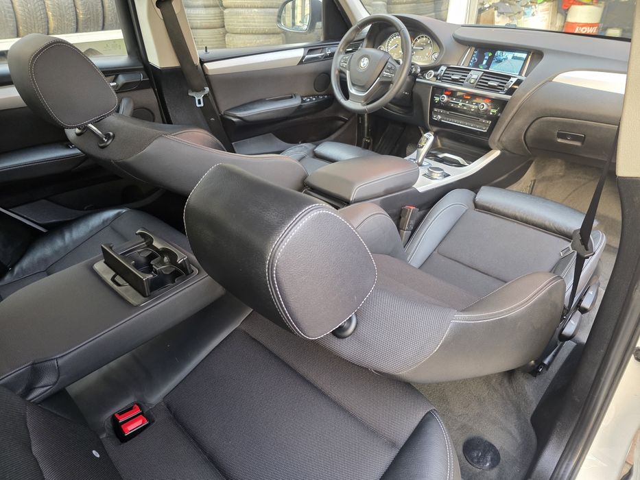 BMW X3 Sport line  2.0 D X-drive 2017 Hud Distronic Lane Pedestrian