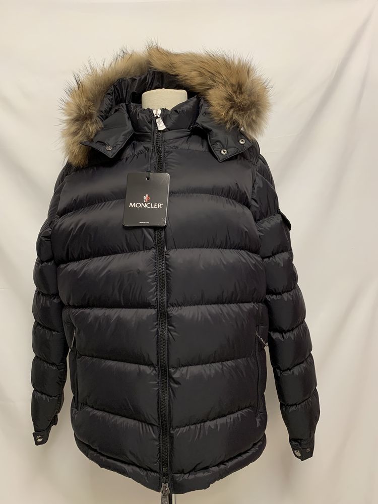 Geaca Moncler originala made in Romania