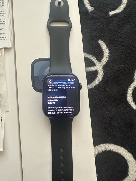 Apple Watch Series 9 – 45 мм, 100% батерия, идеално състояние