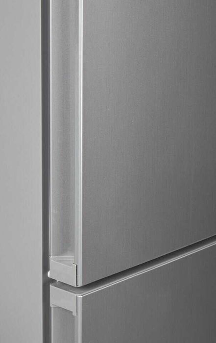 Хладилник с фризер SIEMENS KG39N2LAF 203см.