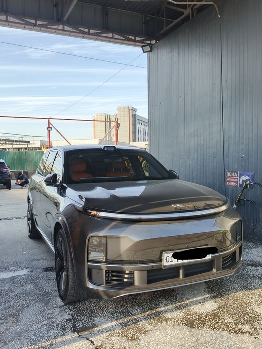 Lixiang L9 ultra 2024