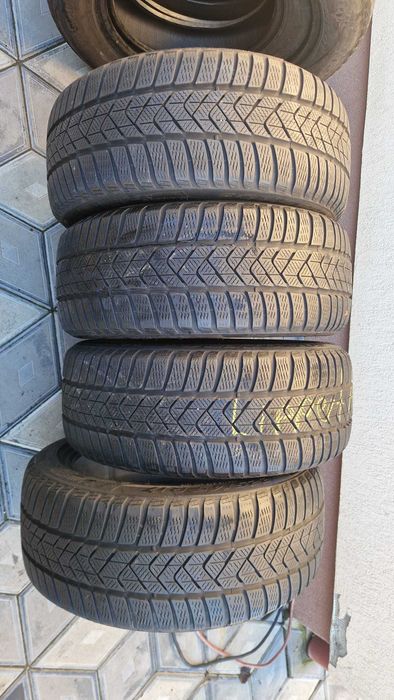 Anvelope iarna 225 45 R 17 Pirelli