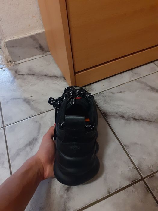 Versace chain reaction triple Black
