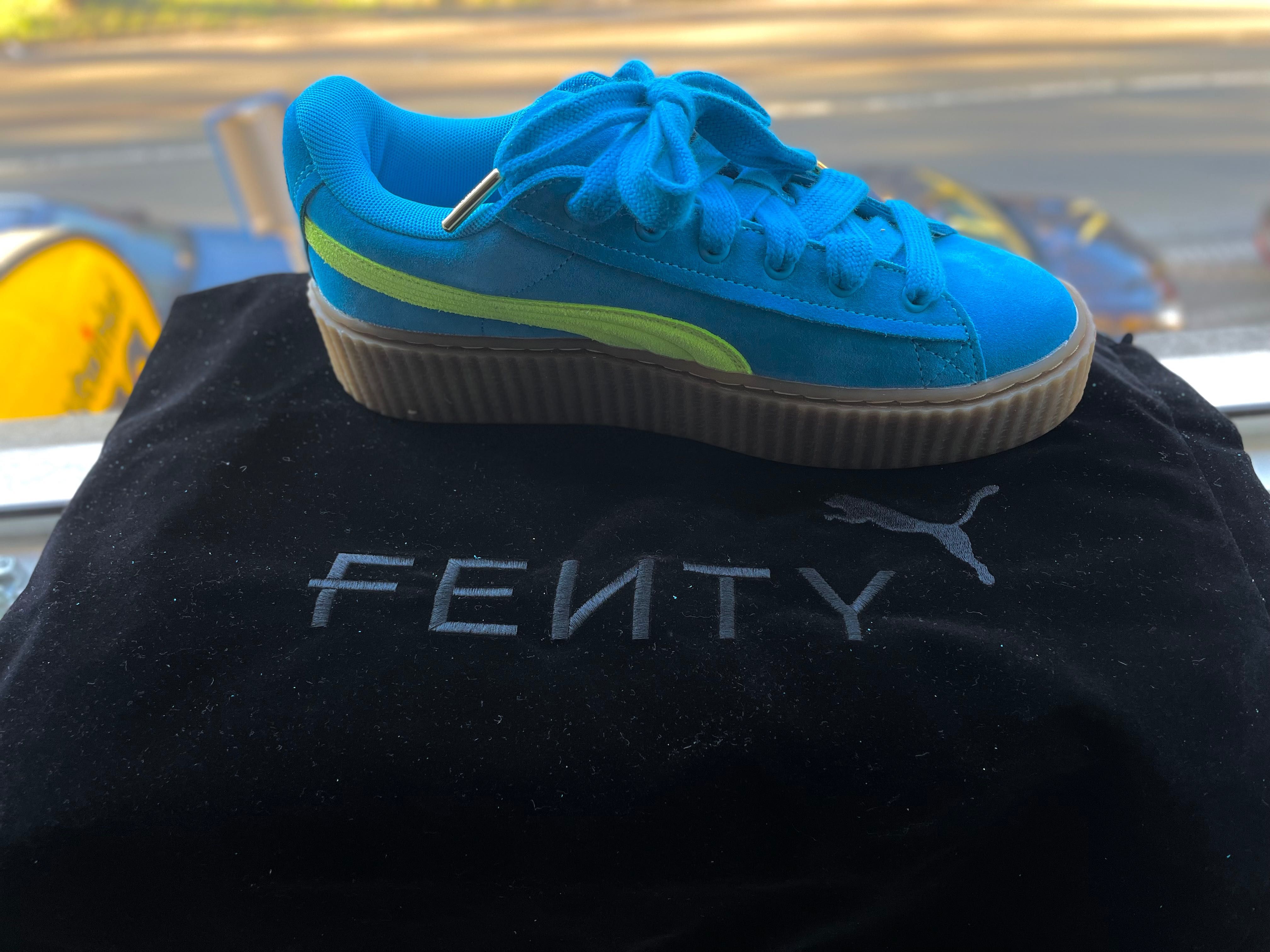 Маратонки PUMA нови , номер 40,5
