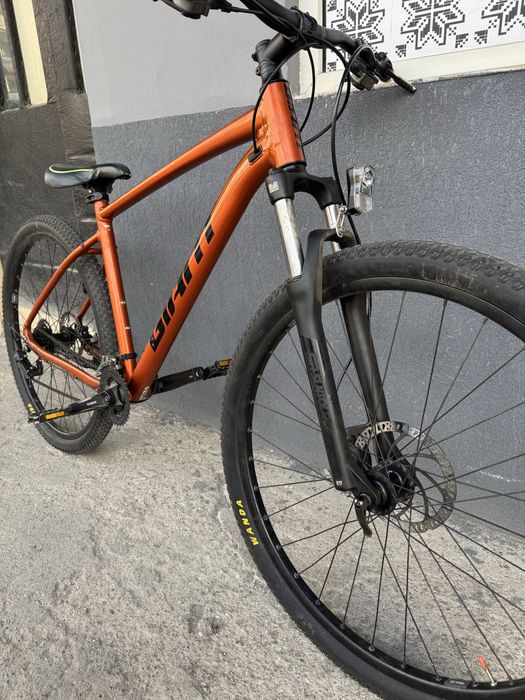 Bicicleta MTB GIANT 29”