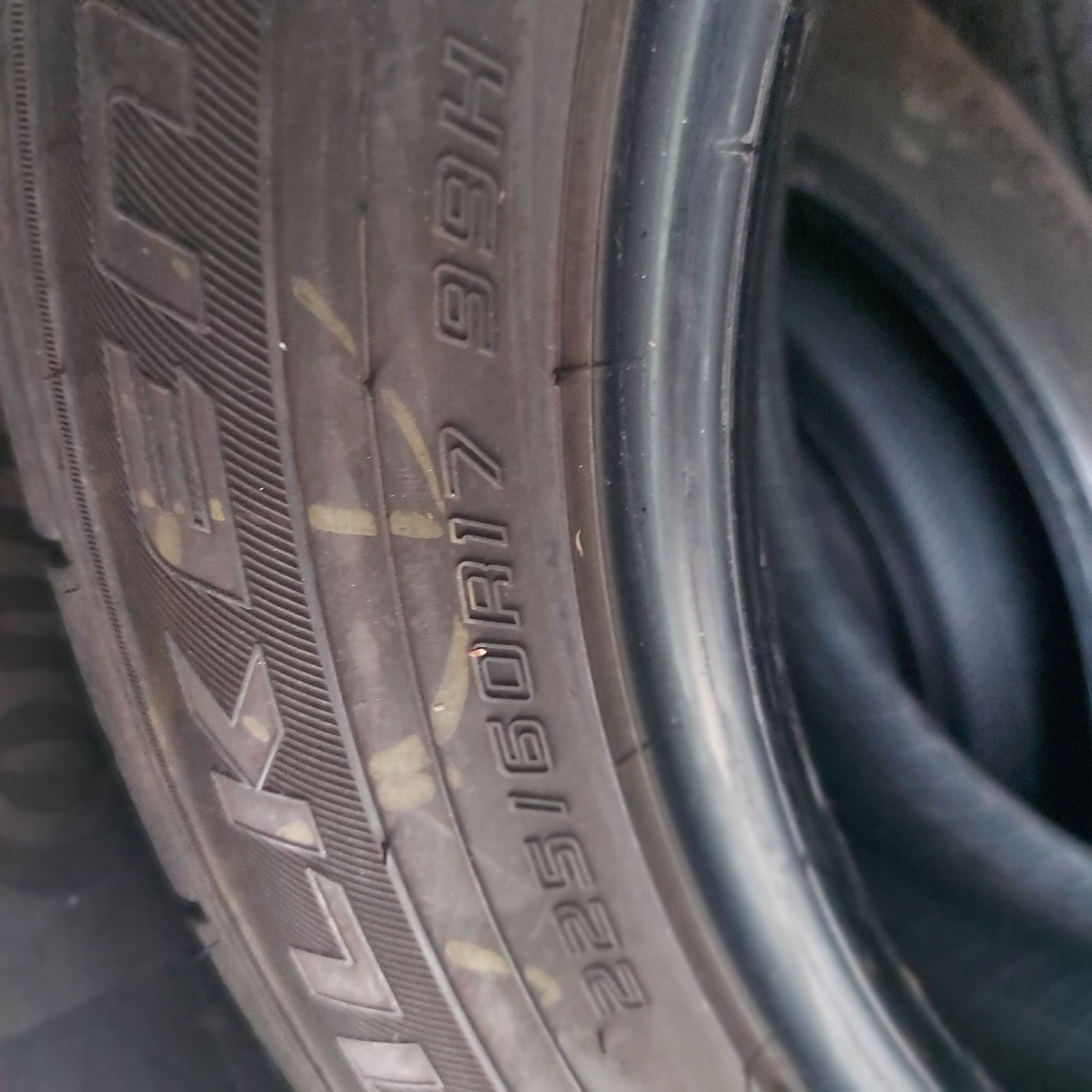 225/60/17"Falken 2бр.гуми дот2021
