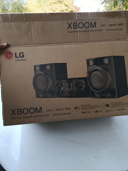 Продам мини музыкальный центр