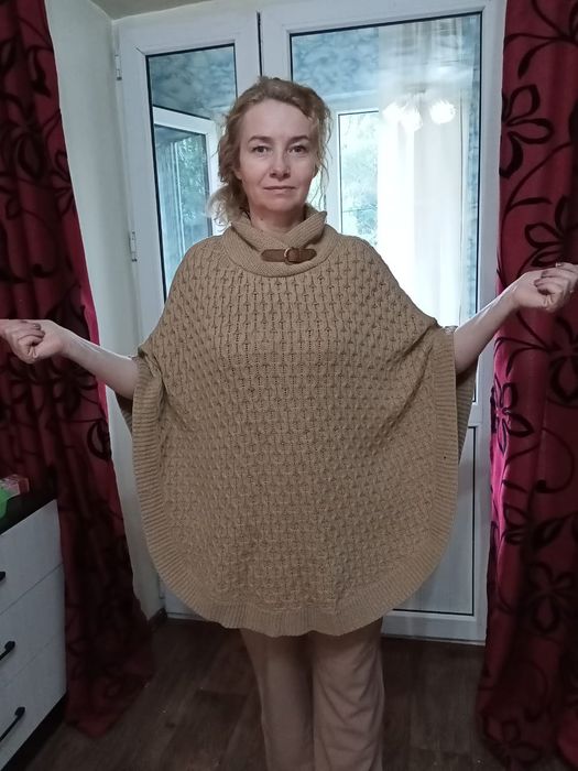 Продам женское пончо