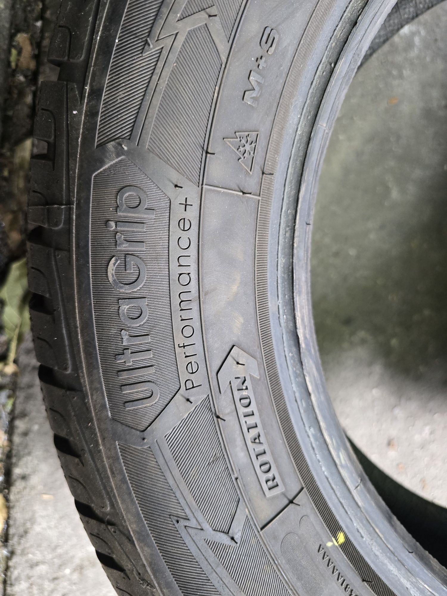 215/60/16 Goodyear  4бр