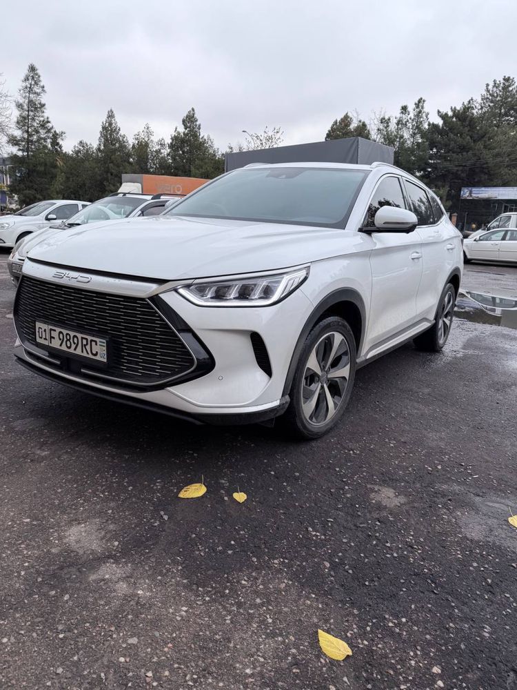 Naht va nasiya savdo BYD SONG Plus Gibid 2023 yil 2 pozitsiya