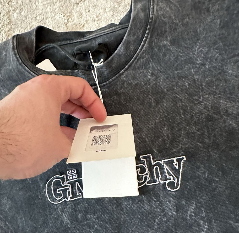 Tricou Givenchy bumbac gri