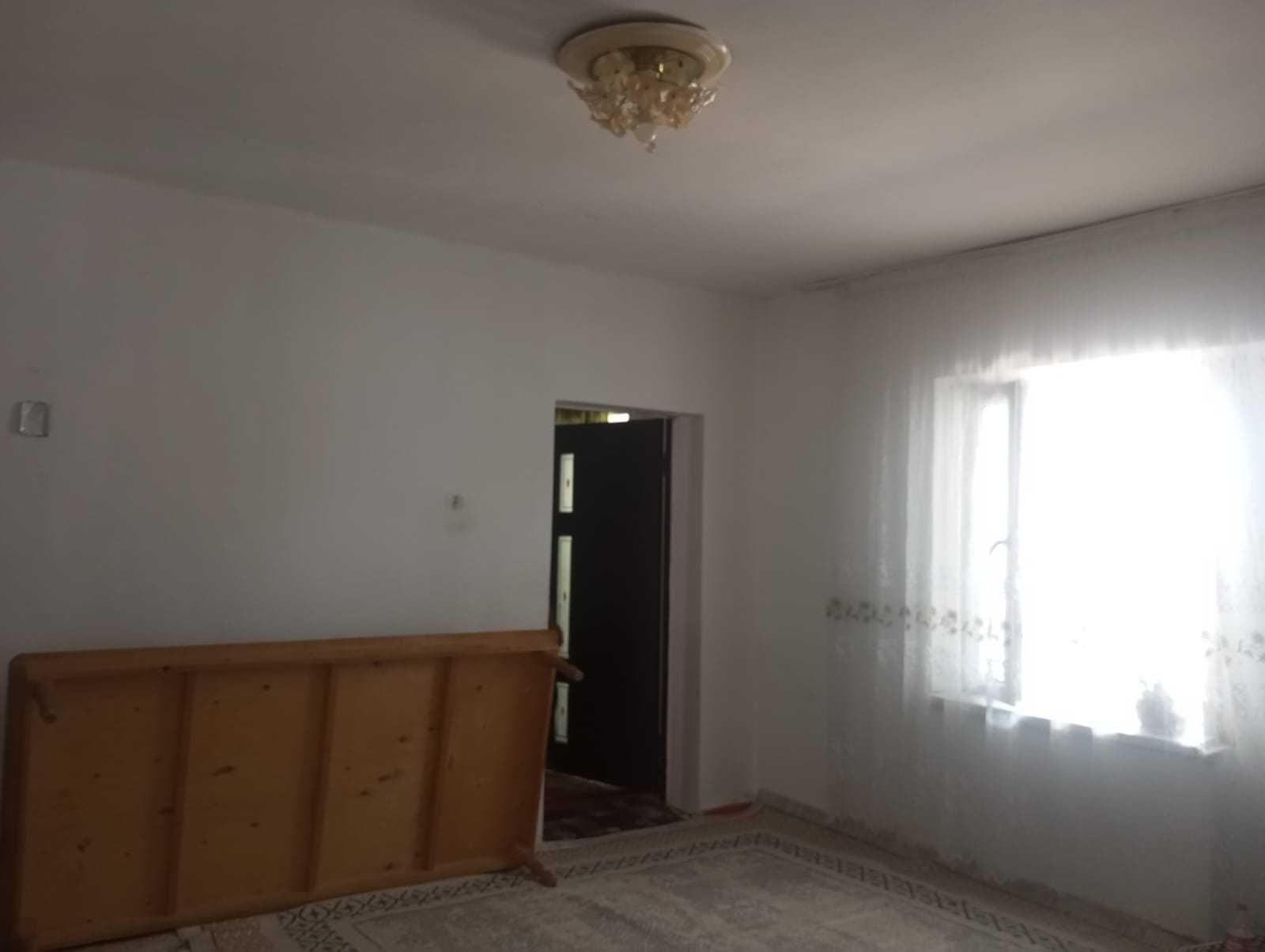 Тез арада үй сатылады