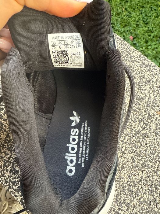 Дамски обувки adidas