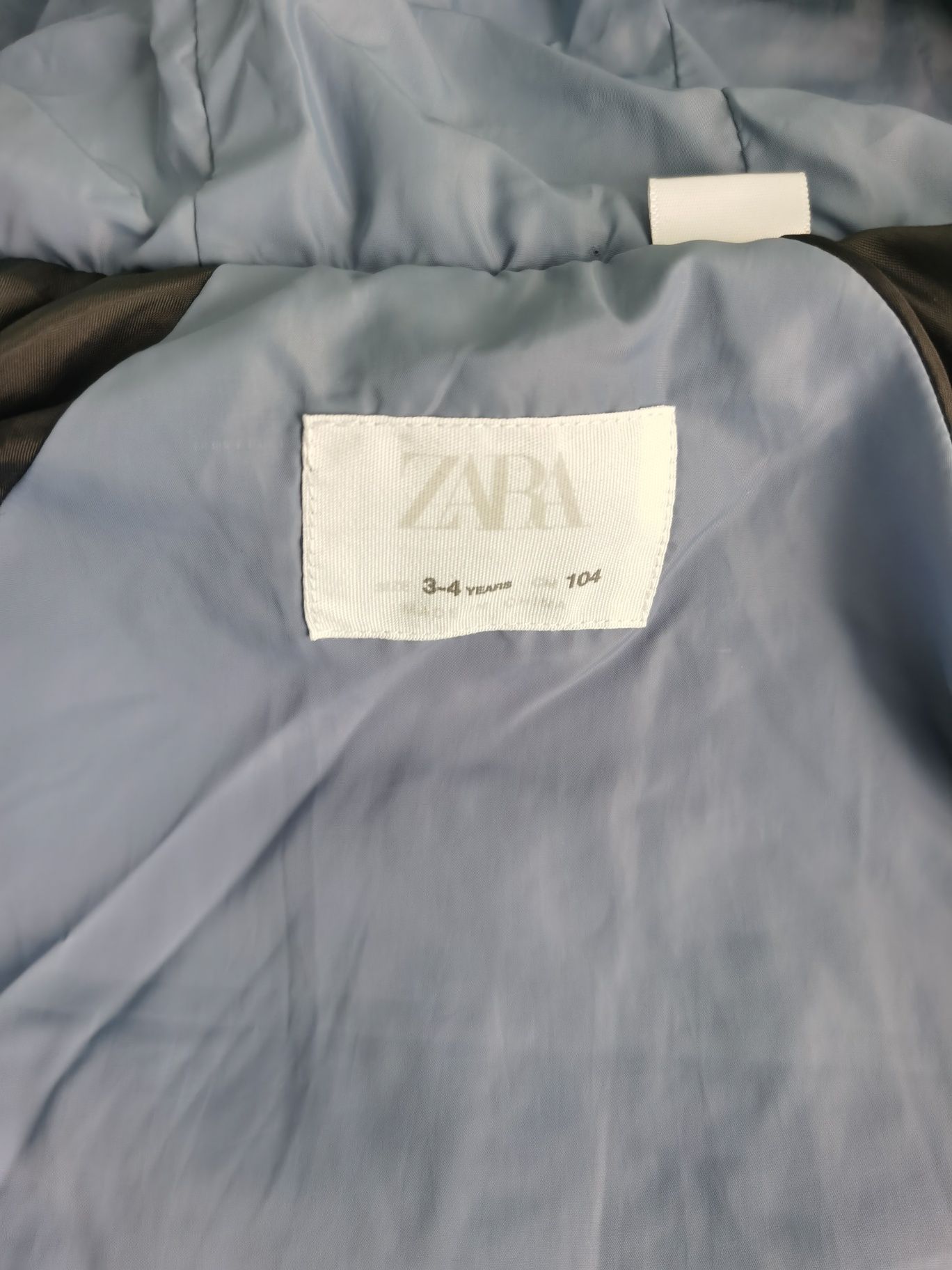 Олекотено яке Zara