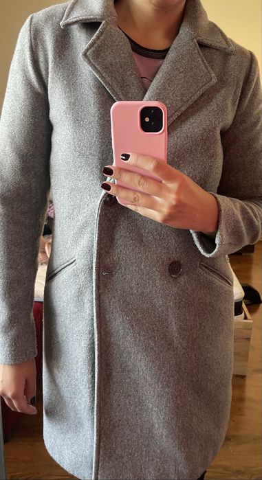 Стилно дамско палто