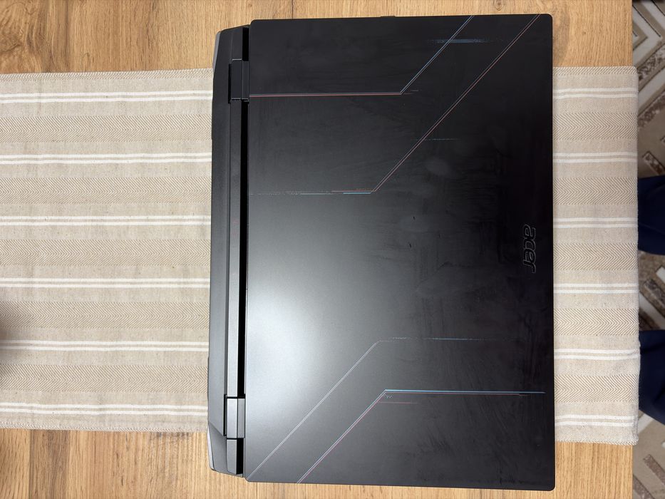 Продавам лаптоп Acer Nitro 5  Gaming