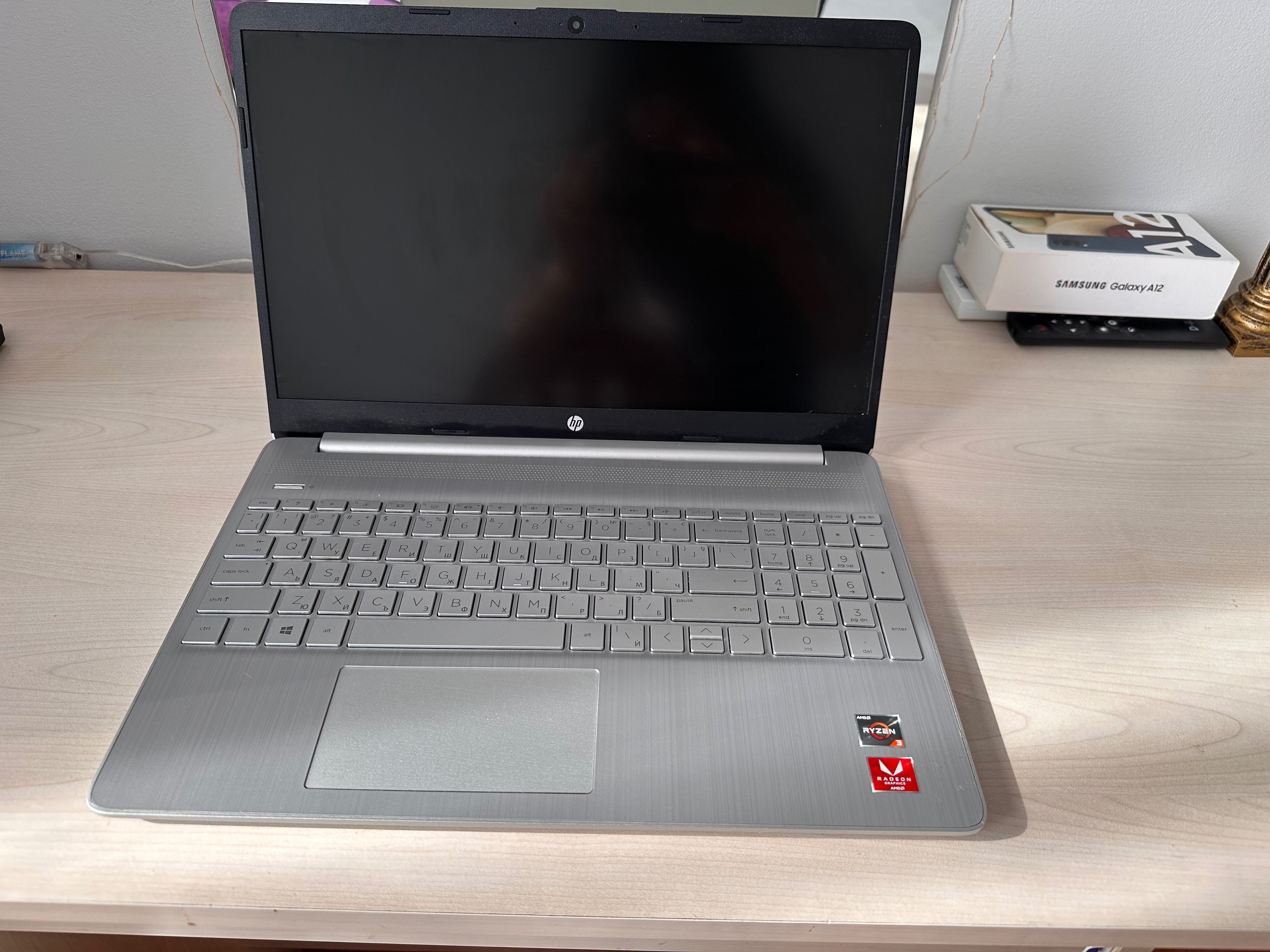 Лаптоп HP 15s-eq0xxx – AMD Ryzen 3, 8GB RAM, SSD, Windows 11
