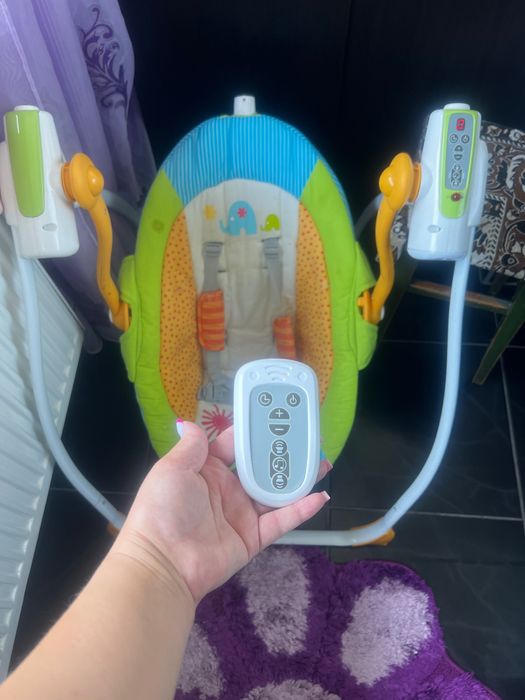 Leagăn cu telecomandă
