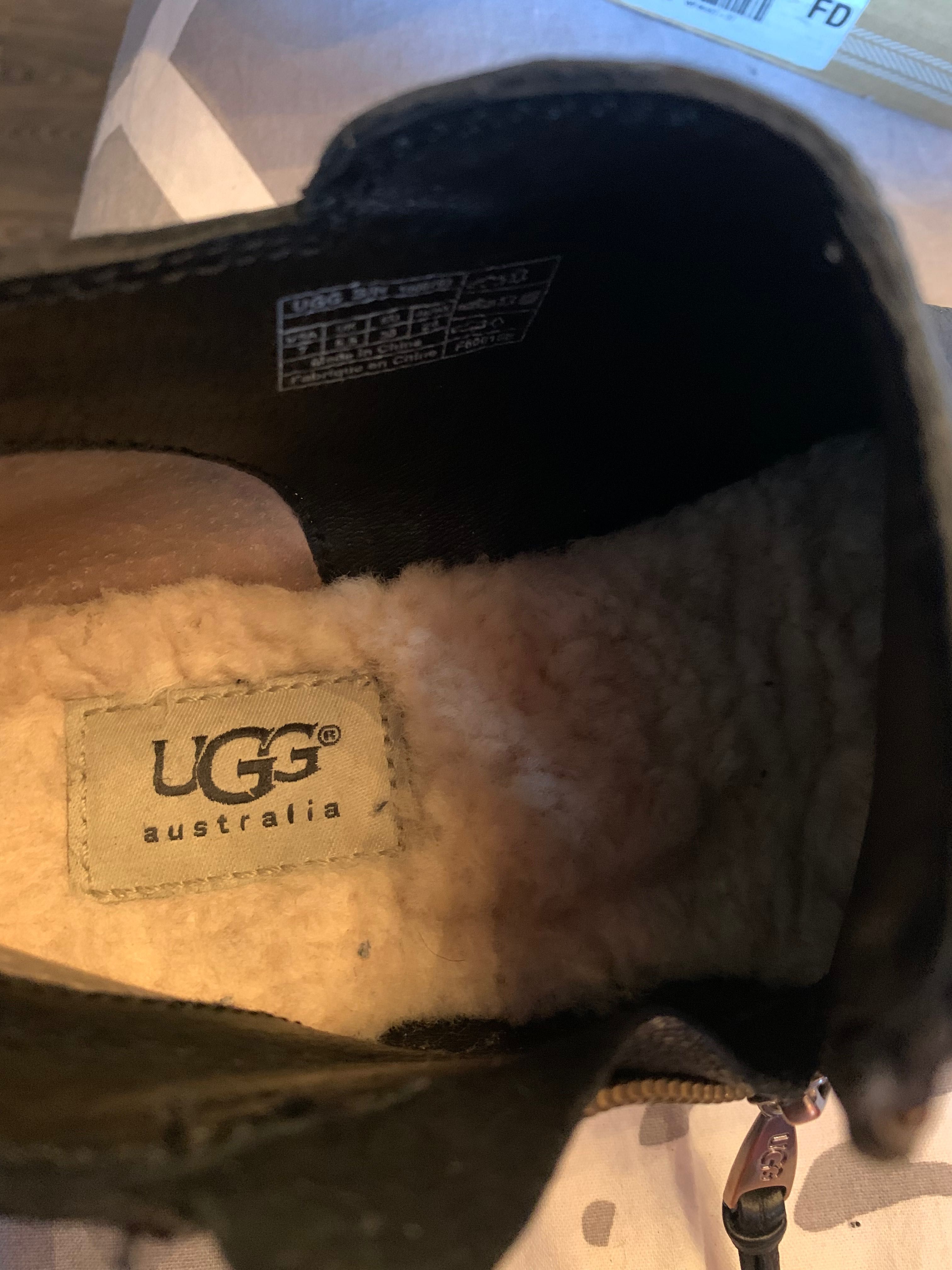 Дамски зимни боти Ugg