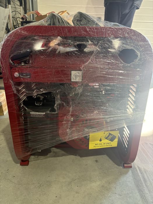 Generator curent 5,5 kw Nou
