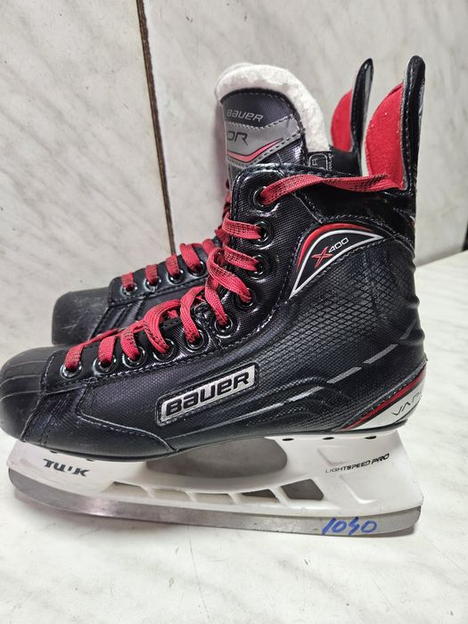 Patine 1040 hochei hockey Bauer Vapor X400  marime  40 ( 25,5 cm)